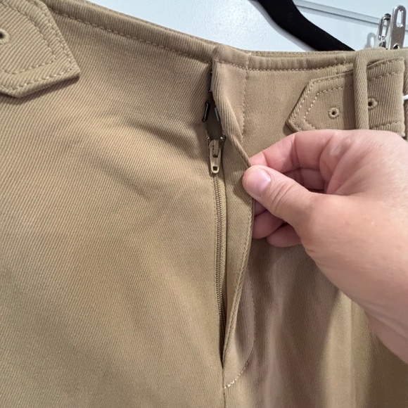 Club Monaco Tan High-Waist Belted Trousers - Picture 7 of 16